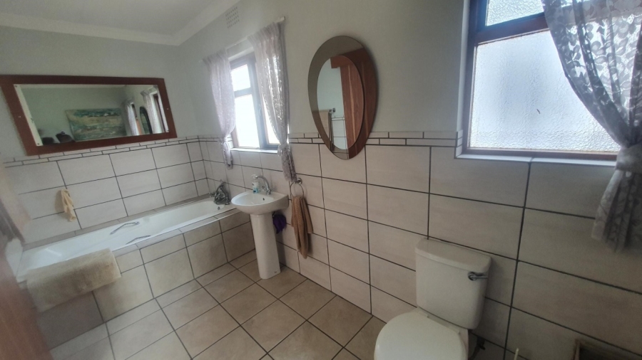 4 Bedroom Property for Sale in Saldanha Western Cape